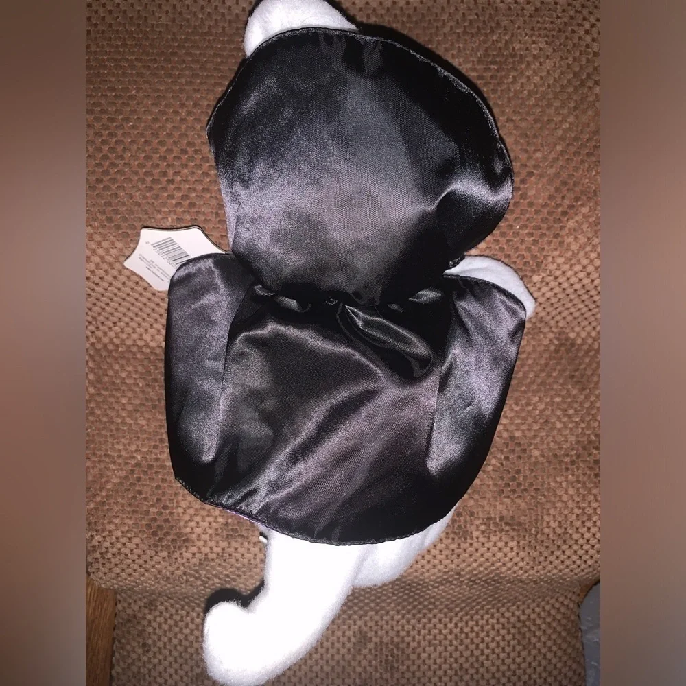 NWT Ghostula Hallmark Plus Collectible